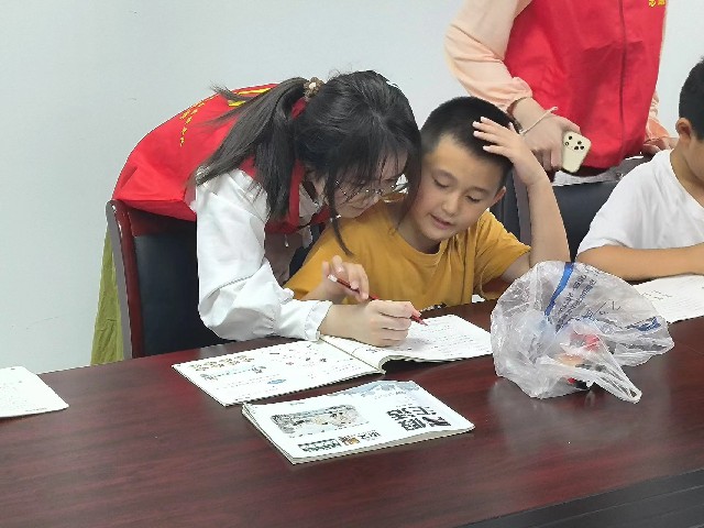 常用急救知識(shí)宣講 ——“珍愛(ài)生命，你我同行”