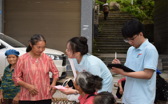 探訪鄉(xiāng)土深處，體悟風土人情——重慶外語外事學院學子赴酉陽南腰界鎮(zhèn)開展實踐調研