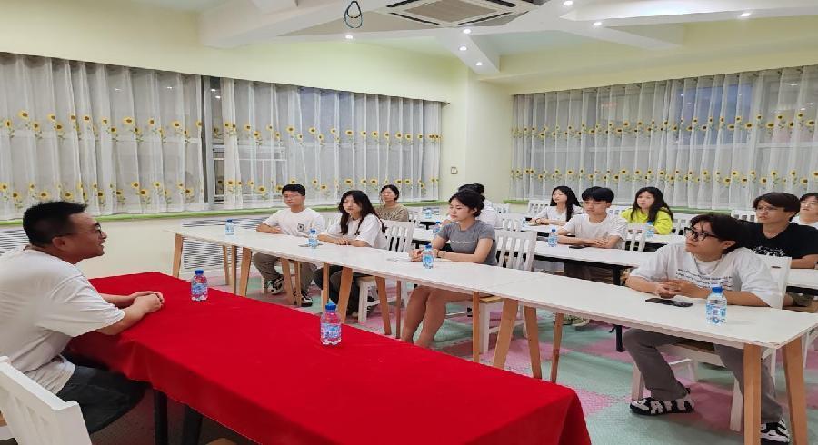 山東管理學院筑夢人志愿團隊：智啟蓬萊，夢繪未來