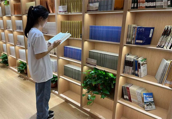 安理學(xué)子三下鄉(xiāng)：尋訪中華藥都，賦能鄉(xiāng)村振興