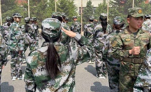 吉林師范大學(xué)博達(dá)學(xué)院旅游與地理科學(xué)學(xué)院順利開展軍訓(xùn)