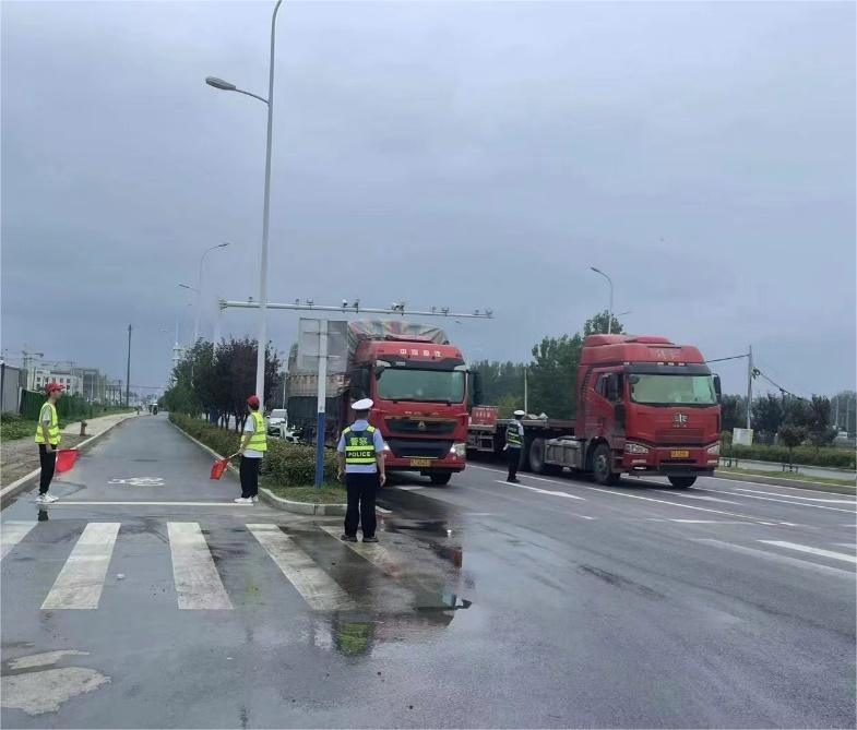 鋪就希望之路：道路扶貧助力偏遠地區(qū)發(fā)展與脫貧