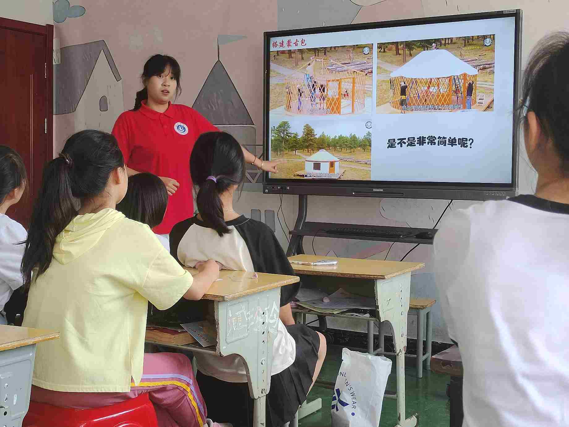池州學院學子“踏丁香，傳知識”