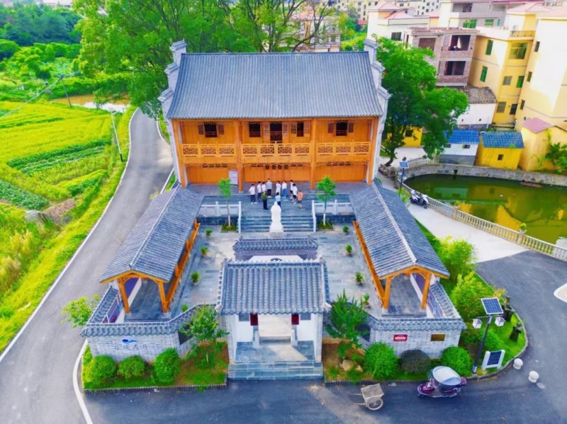 江西農(nóng)大學(xué)子三下鄉(xiāng)：夏日書院情，支教暖人心
