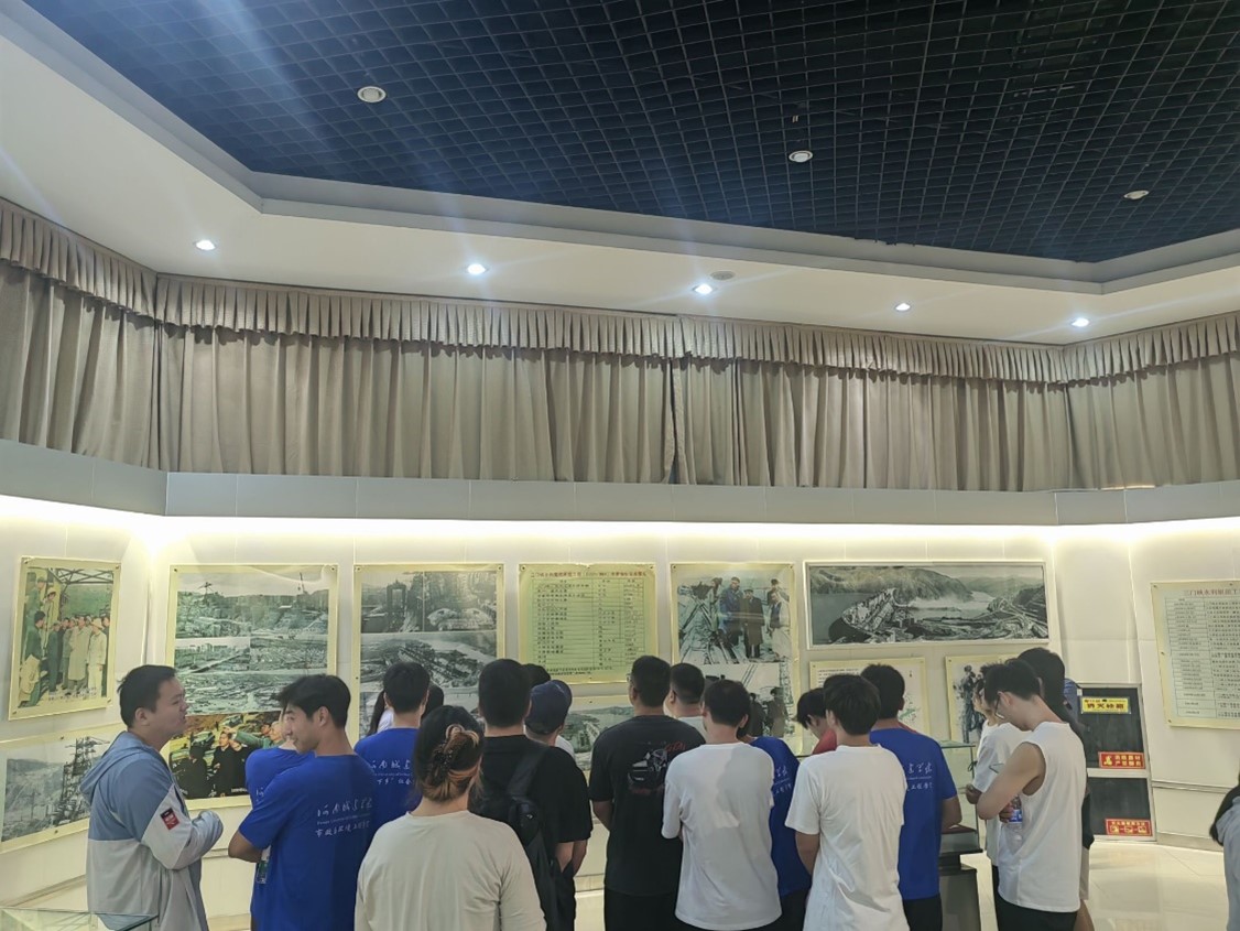 河小青--共護(hù)萬丈湖，同筑清河夢
