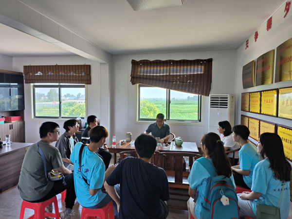 西農(nóng)學(xué)子赴康元農(nóng)服|科技助力，探索智慧農(nóng)業(yè)新道路