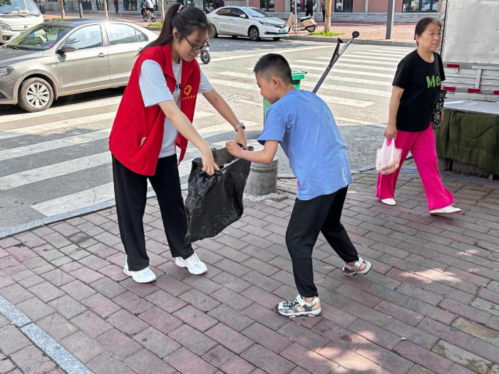 西安建筑科技大學(xué)赴陜西省銅川市耀州區(qū)支教暑期社會實踐團(tuán)開展“情暖童心”專項實