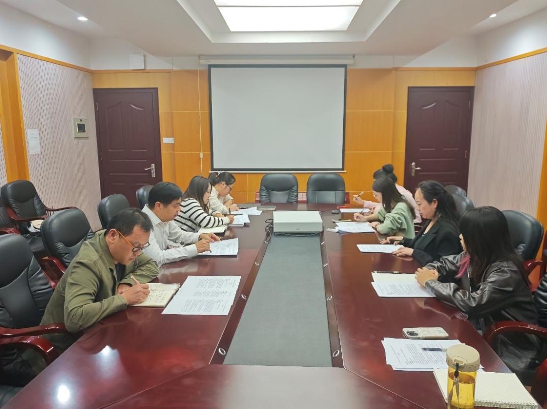法學(xué)學(xué)部研究生赴湘潭大學(xué)技術(shù)轉(zhuǎn)移中心、知識(shí)產(chǎn)權(quán)信息服務(wù)中心調(diào)研知識(shí)產(chǎn)權(quán)轉(zhuǎn)化情況