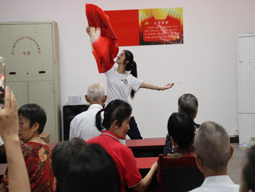 內(nèi)江師范學(xué)院學(xué)子暑期三下鄉(xiāng)： 提倡廉潔揚(yáng)清風(fēng)，弘揚(yáng)清廉