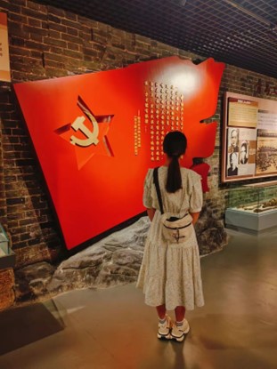 曲阜師范大學(xué)翻譯學(xué)院暑期社會實踐——重溫青島黨史，感悟紅色精神