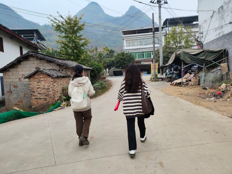 土地征收補(bǔ)償路徑研究隊(duì)開展社會(huì)實(shí)踐調(diào)研活動(dòng)
