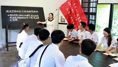 如何利用大學(xué)資源，積極參加社會實踐和志愿服務(wù)？