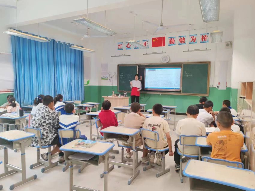 塵夢飛揚間，我心正當時