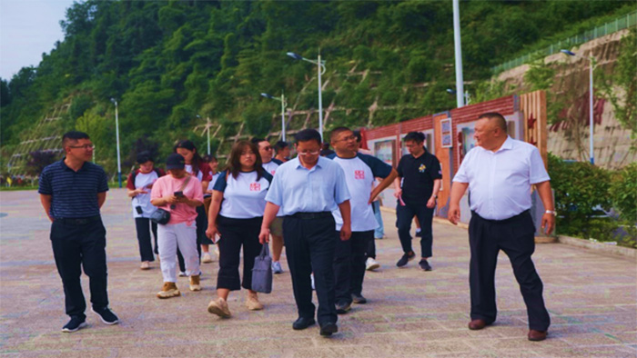 情系高原沃土，躬耕育人初心