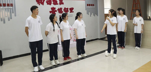  內(nèi)江師范學(xué)院三下鄉(xiāng)：廉潔揚(yáng)清風(fēng)，同心啟新程