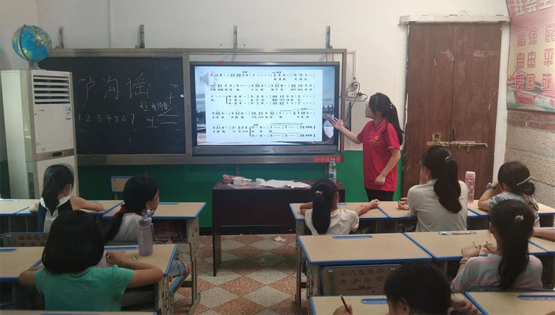 管理學(xué)院赴莆田新墩實(shí)踐隊(duì)開展“烽火盧溝橋，唱響愛國情