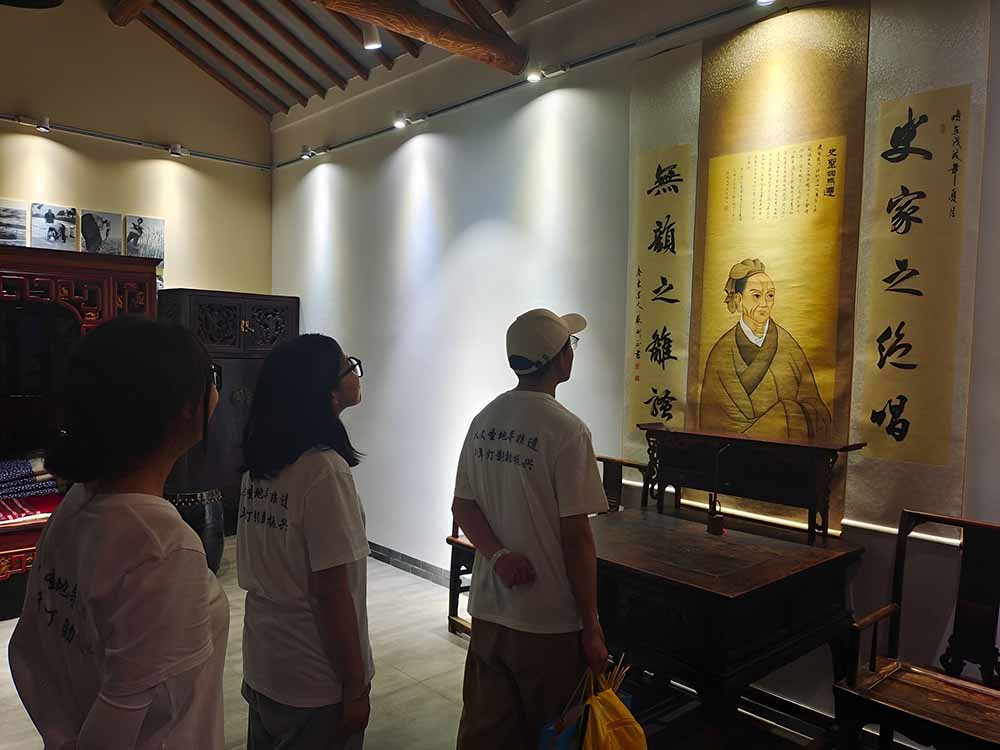 長安大學(xué)學(xué)子三下鄉(xiāng)：走進(jìn)渭南非物質(zhì)文化遺產(chǎn)展示傳習(xí)館