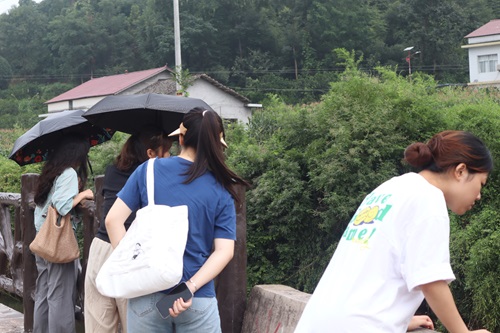 治理整改護(hù)水土，“生態(tài)宜居”新高地