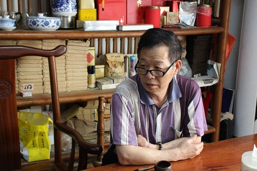 非遺傳承，匠心守藝：湘大研究生對(duì)話市級(jí)“非遺”六堡茶制作技藝傳承人蔣永春