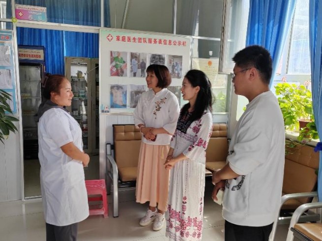 人民心上放，血壓手中量