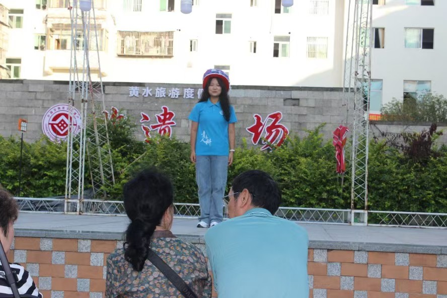 重人科學(xué)子三下鄉(xiāng)：應(yīng)急救護(hù)守健康，非遺傳承放光芒