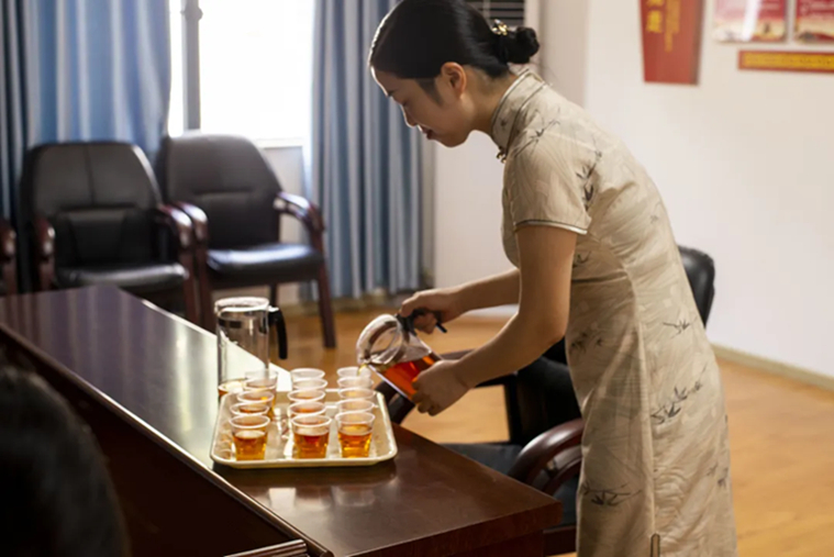 承科技之光，揚(yáng)清遠(yuǎn)茶韻
