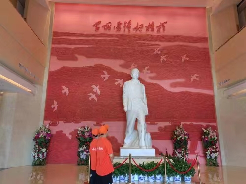 學(xué)習(xí)雷鋒精神，弘揚(yáng)傳統(tǒng)美德主題宣講活動(dòng)