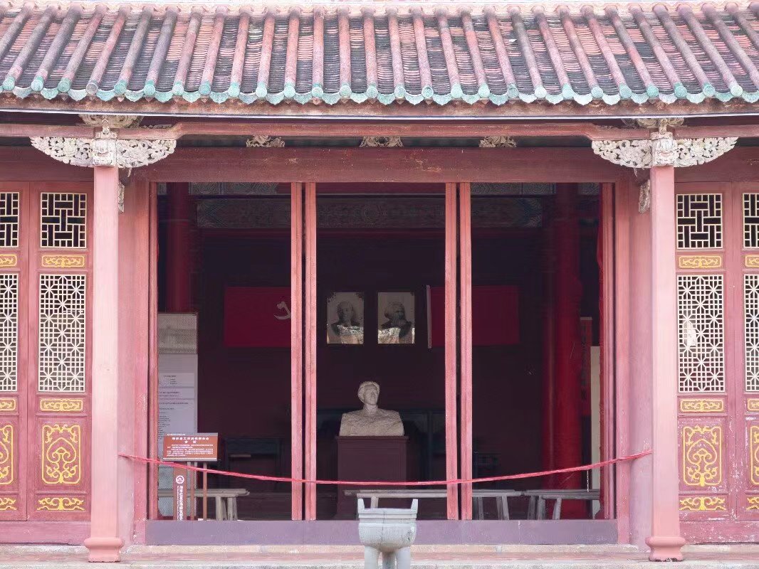 花開(kāi)七里，香飄心間