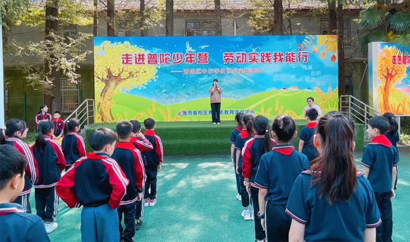 九江三中走進(jìn)“鎖江樓”開(kāi)展社會(huì)實(shí)踐活動(dòng)