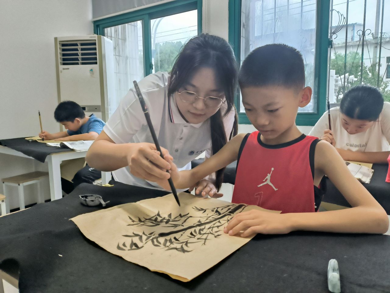 以藝術(shù)之名，繪錦繡篇章
