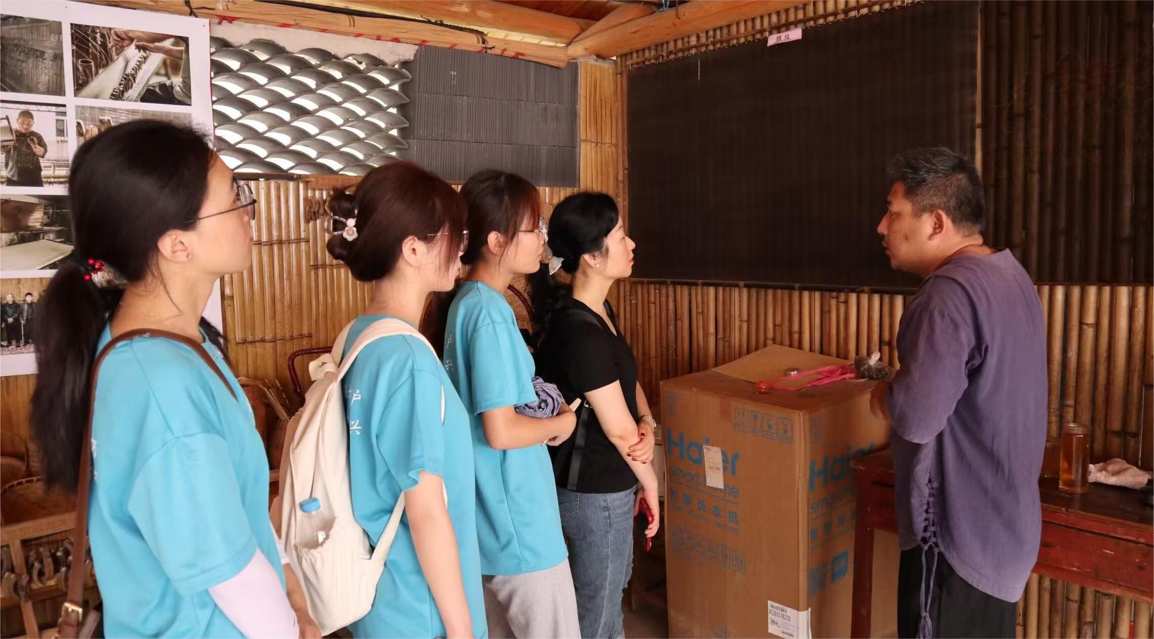 安農(nóng)大學(xué)子三下鄉(xiāng)：傳承與創(chuàng)新，探尋涇縣宣紙文化力量