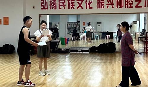 探尋傳統(tǒng)文化，感受柳腔魅力